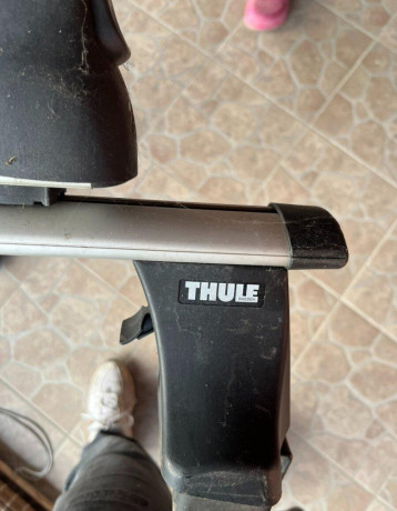 stresny-nosic-lyzi-thule-big-2