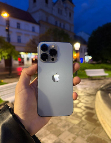 apple-iphone-13-pro-1tb-sierra-blue-big-0