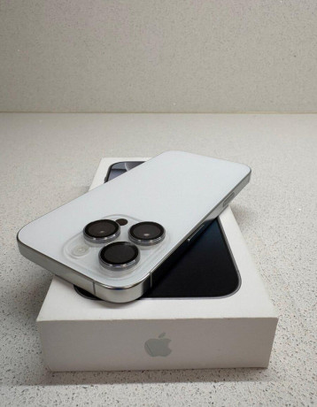 iphone-16-pro-128gb-big-1