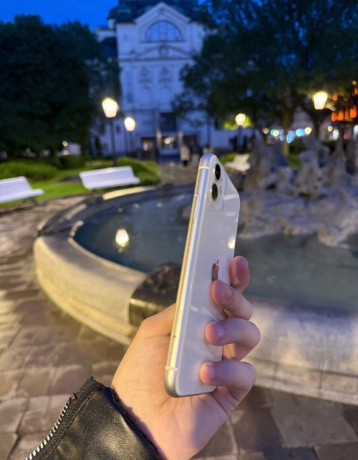 apple-iphone-11-128gb-white-big-3