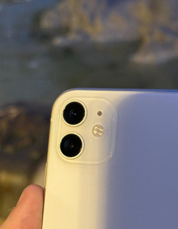 apple-iphone-11-128gb-white-big-2
