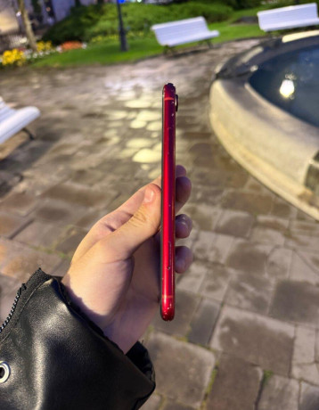 apple-iphone-xr-64gb-red-big-4