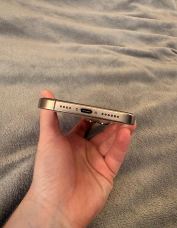 iphone-16-pro-max-512gb-big-3