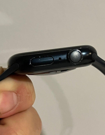 apple-watch-series-8-gps-45mm-midnight-aluminum-big-2