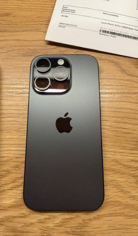 iphone-16-pro-128gb-black-titanium-zaruka-super-stav-95-big-1