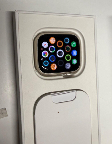 apple-watch-series-8-41mm-silver-big-2