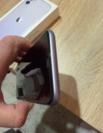 iphone-11-64gb-big-2