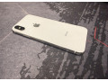 iphone-x-64-gb-v-bielej-farbe-small-1