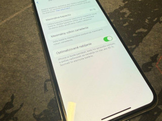 iphone-x-64-gb-v-bielej-farbe