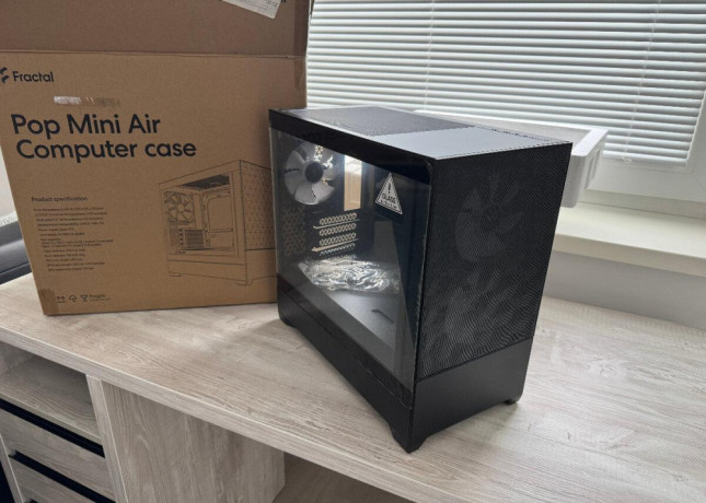 fractal-design-pop-mini-air-rgb-black-tg-clear-tint-big-0