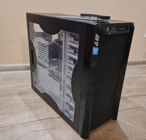 thermaltake-m9-skrina-pc-big-1