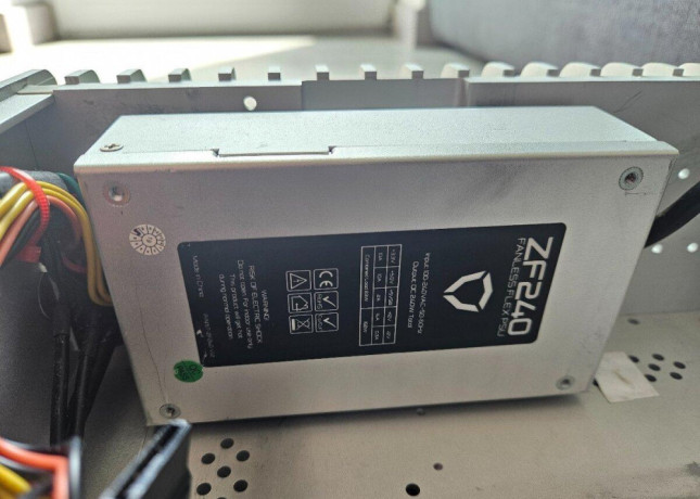 streacom-fc9-alpha-htpc-big-4