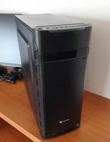 pocitacova-skrinka-natec-atx-usb3-1x-arctic-120mm-vent-big-0