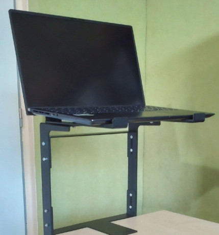 podstavec-pod-notebook-big-3