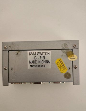 m044-keysonic-ic712i-kvm-switch-2-pc-big-2