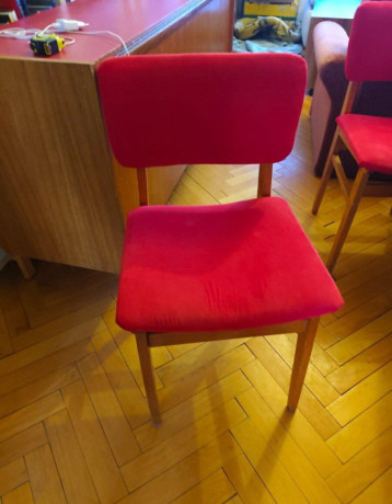retro-jedalenska-drevena-calunena-lavica-2-stolicky-big-3