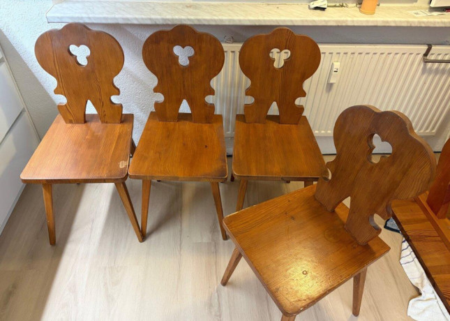 masivny-dreveny-jedalensky-stol-4-stolicky-big-4