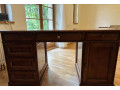 kniznica-a-pisaci-stol-small-1
