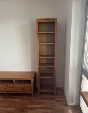 hemnes-kniznica-big-0
