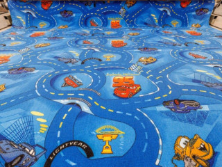 detsky-koberec-4x3m-cars