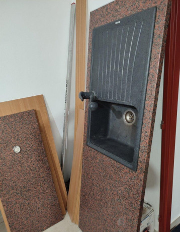 pracovna-doska-cca-180-cm-s-granitovym-drezom-big-0