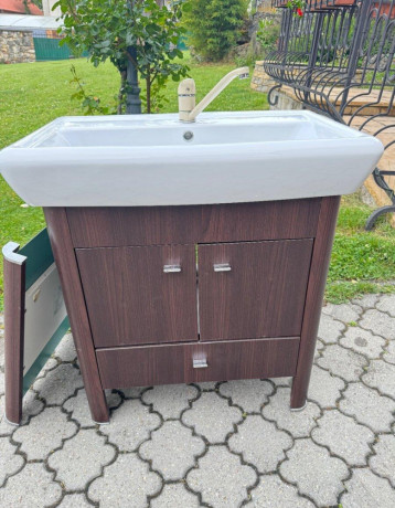 umyvadlova-skrinka-so-zrkadlom-80-cm-big-1