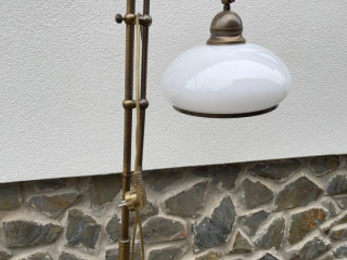 podlahova-lampa