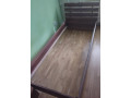 predam-postel-nocny-stolik-small-0