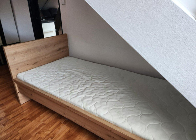 postel-90x200-s-matracom-a-rostom-ako-nova-big-3