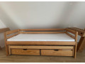 predam-drevenu-postel-small-1