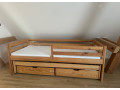 predam-drevenu-postel-small-0