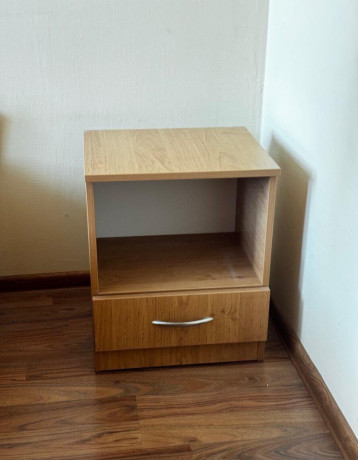 postel-nocne-stoliky-big-2