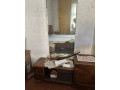 predam-starozitny-nocny-stolik-a-skrinku-so-zrkadlom-small-1
