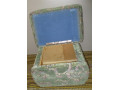 dve-starozitne-taburetky-small-4