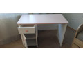 pisaci-stol-small-1