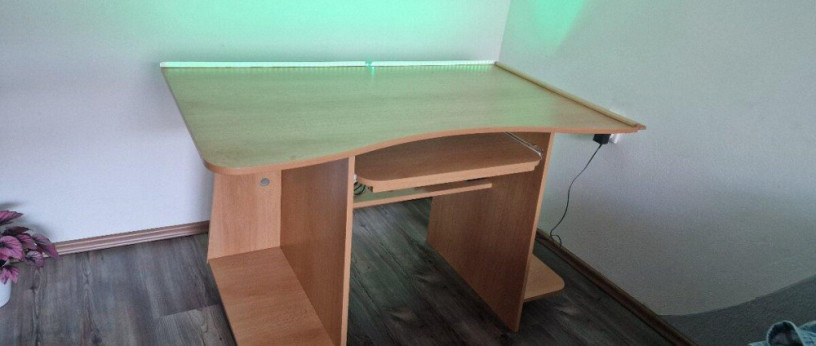 pc-stolik-big-1