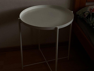 stolik-ikea-gladom