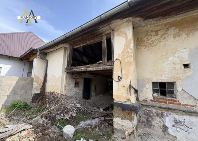 na-predaj-rodinny-dom-vhodny-na-rekonstrukciu-big-4