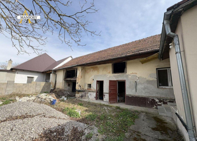 na-predaj-rodinny-dom-vhodny-na-rekonstrukciu-big-2