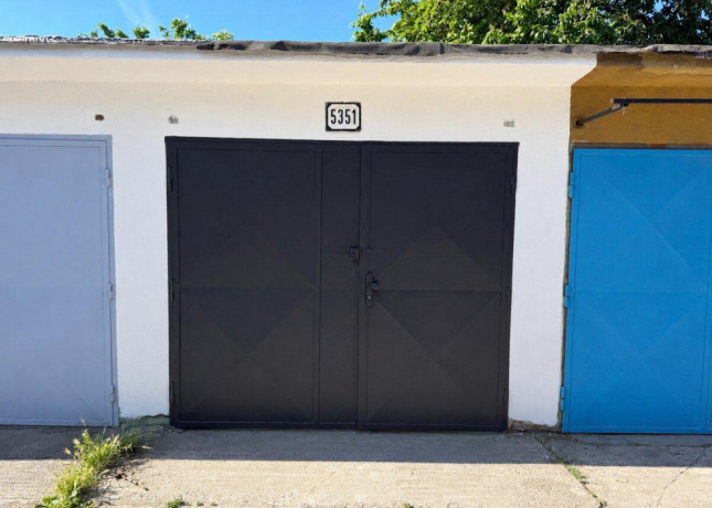 garaz-na-predaj-trencin-sihot-ii-elektrinamontazna-jama-big-0