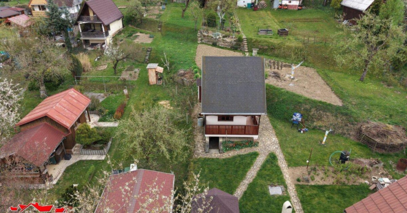 ponukame-na-predaj-podpivnicenu-chatu-so-zahradou-v-dubnici-big-2