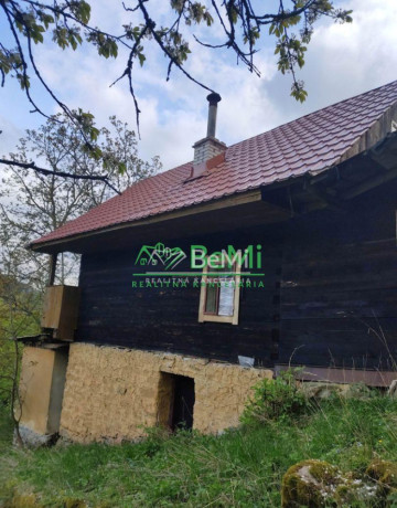 rekreacna-chalupa-kolarovice-okres-bytca-351m2-big-0