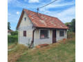 na-predaj-dva-vinicne-domceky-strekov-small-1