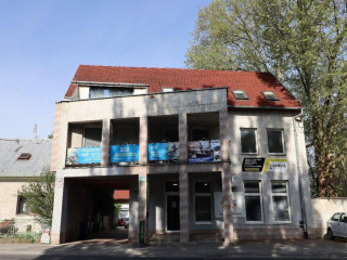 na-predaj-polyfunkcna-budova-v-piestanoch