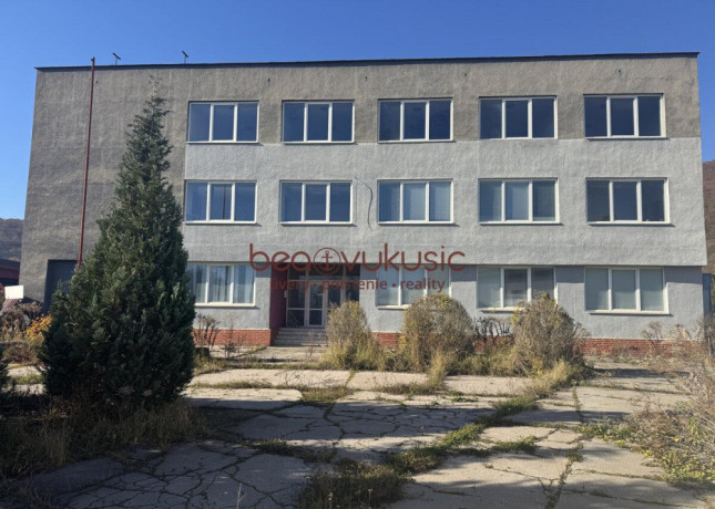 na-predaj-administrativna-budova-stitnicka-ulica-priemyselna-big-0
