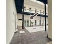 kancelaria-v-atriu-v-centre-mesta-levice-small-2