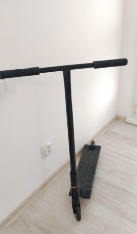 striker-gravis-s-big-3