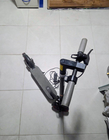 elektricka-kolobezka-xiaomi-mi-electric-scooter-1s-eu-big-1