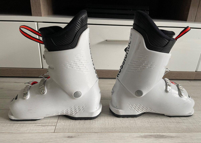 rossignol-hero-j4-235275mm-detske-lyziarky-big-1
