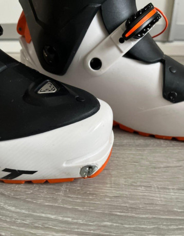skialpinisticke-lyziarky-dynafit-speed-nimbus-big-1
